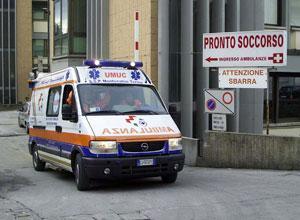 Furto di legname scatena una lite: in due all'ospedale