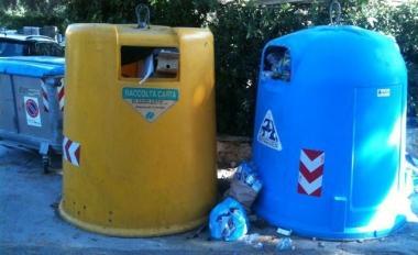 <b>DIFFERENZIATA.</b> Campane per la raccolta 
