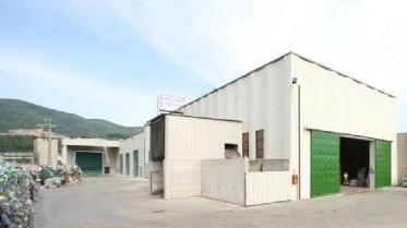 L’esterno della ditta Costa