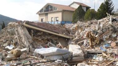 Da Montale Progetto Comune un’iniziativa a favore de L’Aquila