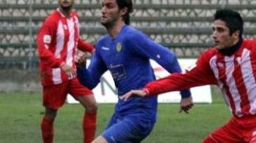 Il difensore Manuele Del Nero è passato alla Lucchese