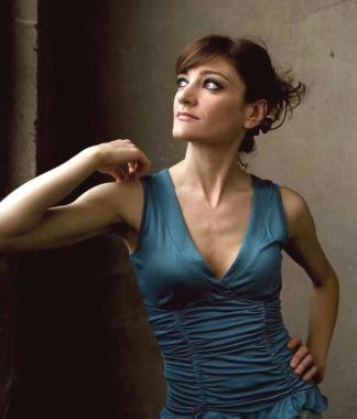 Cristina Zavalloni si esibir&agrave; domani sera al teatro Shalom di Empoli  