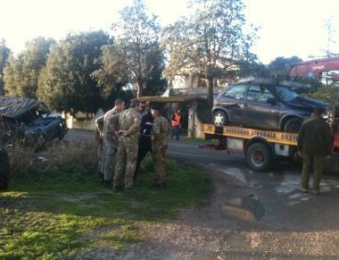 Scontro auto-camionetta In quattro in ospedale