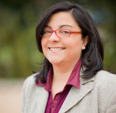 Il candidato della maggioranza del Pd Angela Bertocchi: bufera sulla sua apertura al Pdl alle primarie dei Democratici      