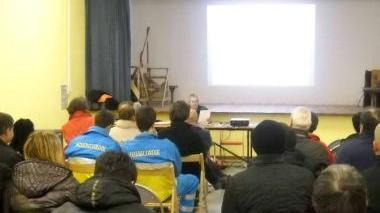 Un momento dell’assemblea che si è svolta ieri sera