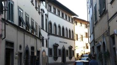 La sede centrale della Cassa di risparmio di San Miniato