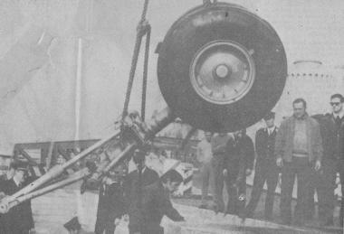 Il carrello del C130 precipitato nel 1971 alla Meloria con a bordo i par&agrave; della Folgore    