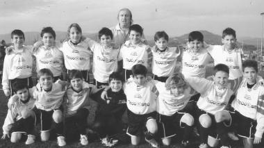 La formazione dei Pulcini 2001 del Via Nova