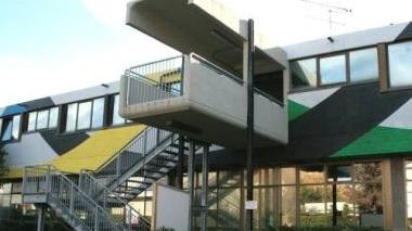 L’ingresso del palasport Balestri in via Nievo