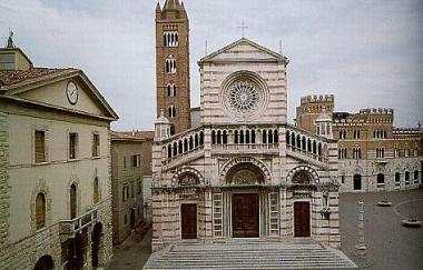 <b>DUOMO. </b>Presto avr&agrave; anche la rampa per i disabili    