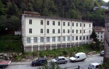 La elementare di Forno dove si andr&agrave; a scuola senza zaino 
