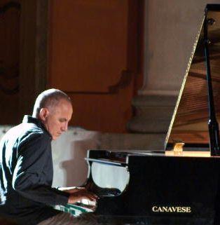 Danilo Rea al pianoforte 