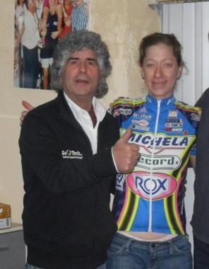 Patron Brunello Fanini con la ciclista israeliana Michal Ella 