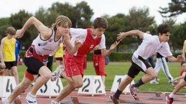 Ragazzi ad una gara di atletica