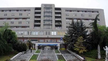 <b>LA SANITA’ CHE SCOTTA. </b>Il sindaco Angelo Zubbani e una veduta dell’ospedale cittadino