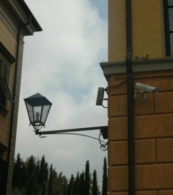 Alcune telecamere di sorveglianza installate dal Comune di San Miniato     
