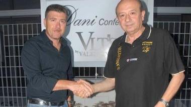 <b>ANIMA E CORE </b>L’anima (economica) e il cuore del Bottegone Basket: Dani e don Baronti