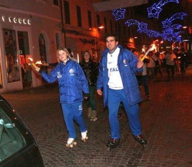 Giulia e Marco sui pattini