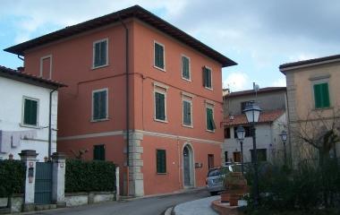 Le case in via Campofranco 