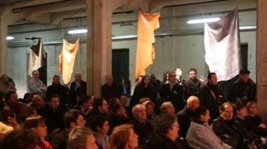 Il pubblico presente alla Stazione Leopolda a Firenze