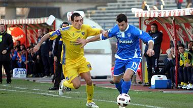 Il Cobra morde due volte Empoli ok col Frosinone (2-1)