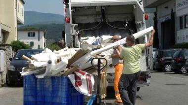 Operatori impegnati nella raccolta Sotto Scatragli, Gori, Ciampolini e Perruccio