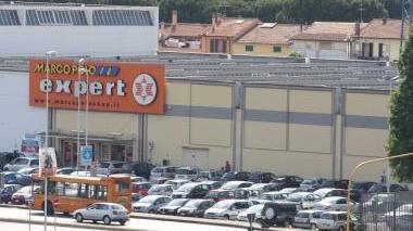 Malumore tra i commercianti per l'apertura del Marco Polo