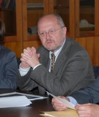 <b>ASL 9.</b> Il direttore generale Fausto Mariotti e lospedale Misericordia     