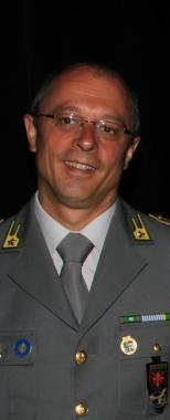 <b>INDAGINI </b>Il tenente Daniele Cappelli Accanto sigilli al pontile 