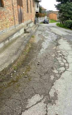 Un tratto di via di Lucciano
