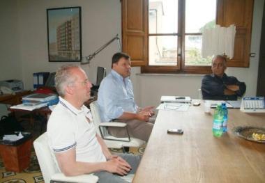 Il consiglio damministrazione attualmente in carica: a sinistra Giovannini, poi Giuliano Giuliani e larchitetto Giovanni Valentini azionista di maggioranza (vip) 