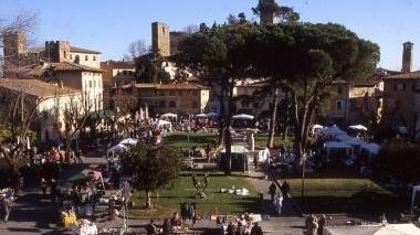Una veduta panoramica del centro storico di Vicopisano
