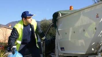 Il servizio di raccolta porta a porta a Capannori