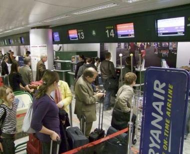 Aeroporto, scontro sulla fusione