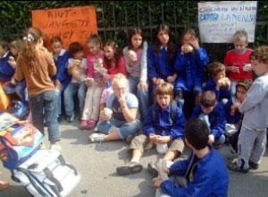 Mensa, a scuola paga il pasto chi si porta il panino da casa