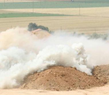 <b>ESPLOSIONE. </b>La bomba &egrave; stata fatta brillare in un campo incolto vicino a Petricci    