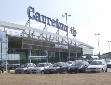 Il punto informativo è allestito presso il Carrefour