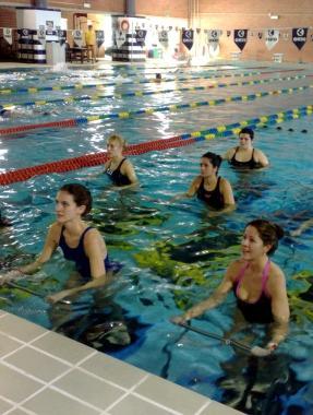 Attivit&agrave; in vasca per tenersi in forma 