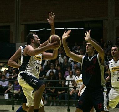 Unimmagine del derby dellandata, vinto da Monsummano 