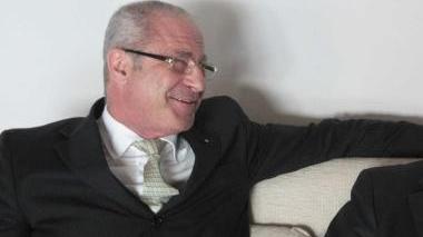 A sinistra una riunione del comitato portuale l’organo di governo dell’Autorità Portuale Sopra Federico Barbera, presidente di Assimprese e candidato in pole a Brindisi