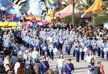 <b>DA LIBECCIATA A BURLAMACCA.</b> La banda ufficiale del Carnevale 