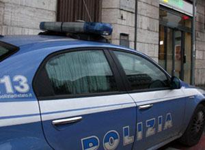 Dette fuoco alla casa della ex arrestato un infermiere