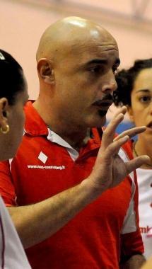 <b>COACH</b> Spina 
