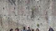 Visitatori in piazza dei Miracoli