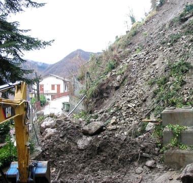 Frana sulla strada per il Melo 