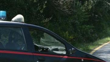 I carabinieri hanno denunciato una coppia per furto in un magazzino
