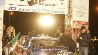 <b>BOLIDI. </b> La partenza di due auto dalla Rotonda