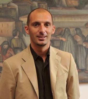 Lassessore al sociale Matteo Ferrucci  