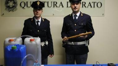 Il materiale sequestrato dalla polizia