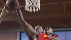 <b>IL GIORNO DEI RECORD.</b> Varnado stoppa Taylor: lo fece per 9 volte